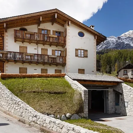 Chalet Ronco - Stayincortina Apartament *